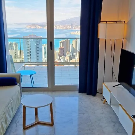 De Lujo Con Terraza Privada Y Vistas Al Mar En Torre Lúgano